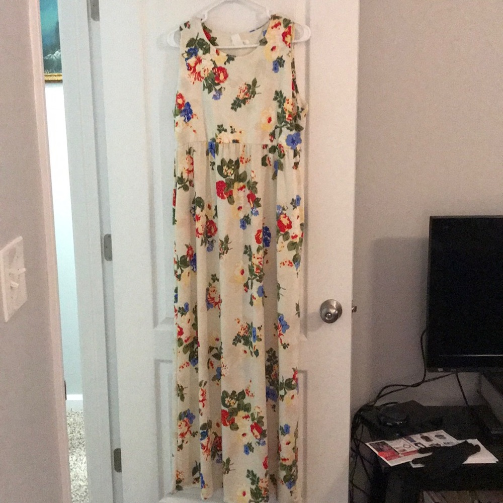 Honey&Lace maxi dress